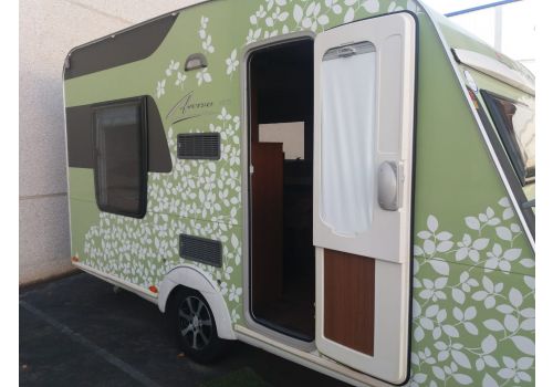 Caravana BURSTNER 410 TS de Ocasión