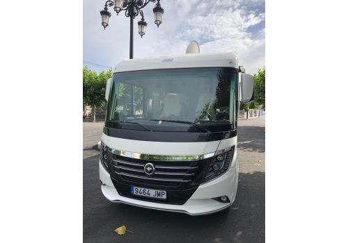 Autocaravana Integral NIESMANN BISCHOFF Arto 79 F de Ocasión