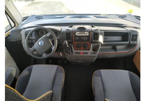 Autocaravana Integral DETHLEFFS Advantage I 6571 de Ocasión
