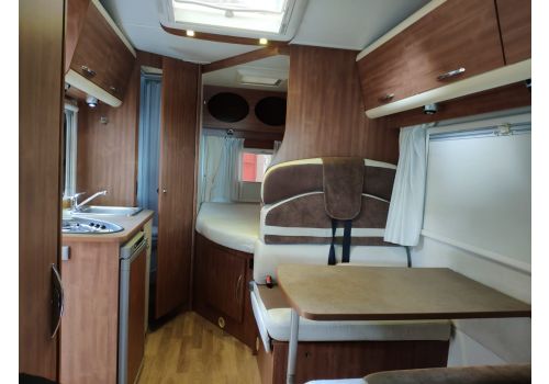 Autocaravana Perfilada RIMOR Blucamp Sky 20 de Ocasión
