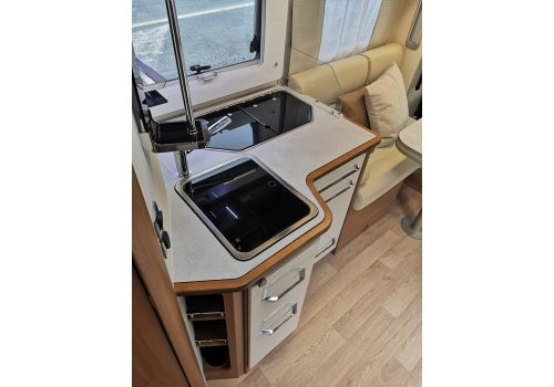Autocaravana Perfilada RAPIDO 696F Modelo 2020 de Ocasión
