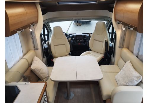 Autocaravana Perfilada RAPIDO 696F Modelo 2020 de Ocasión