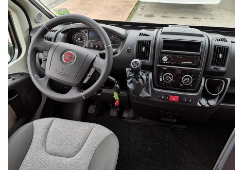 Furgoneta Cámper DREAMER Camper Van XL  2020 Nueva en Venta