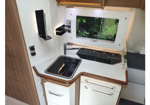 Autocaravana Perfilada RAPIDO 666F Modelo 2020 Nueva en Venta