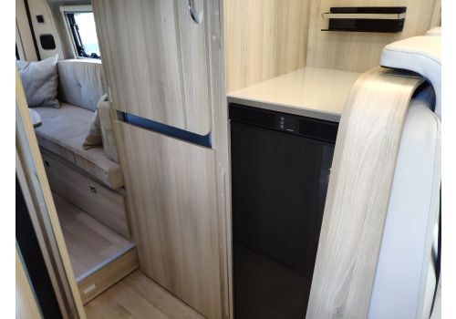 Furgoneta Cámper DREAMER Select Living Van 2020 Nueva en Venta