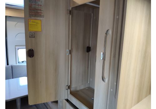 Furgoneta Cámper DREAMER Select Living Van 2020 Nueva en Venta