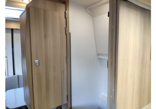 Furgoneta Cámper DREAMER Select Living Van 2020 Nueva en Venta