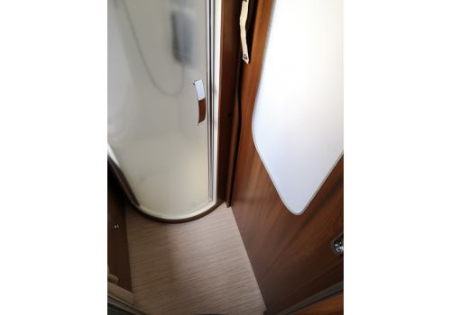 Autocaravana Integral MC LOUIS Nevis 875 de Ocasión