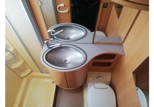 Autocaravana Capuchina DETHLEFFS Globetrotter A5891 de Ocasión