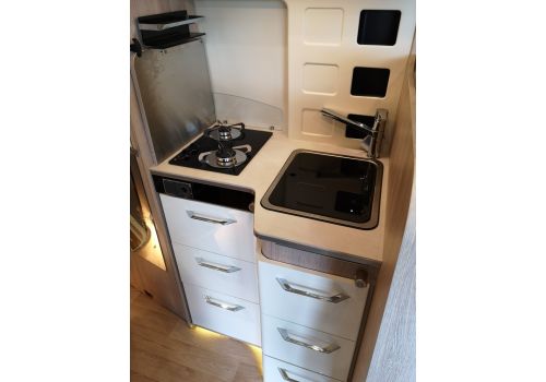 Furgoneta Cámper RAPIDO V62 modelo 2020 de Ocasión