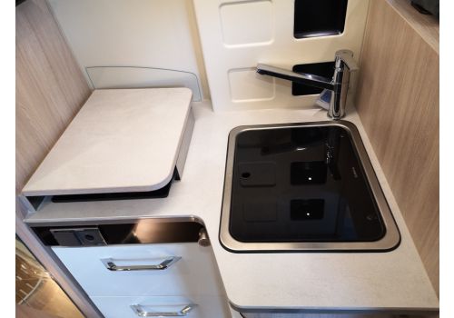 Furgoneta Cámper RAPIDO V62 modelo 2020 de Ocasión