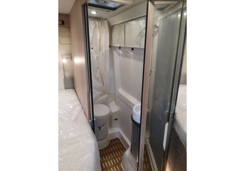 Furgoneta Cámper RAPIDO V62 modelo 2020 de Ocasión