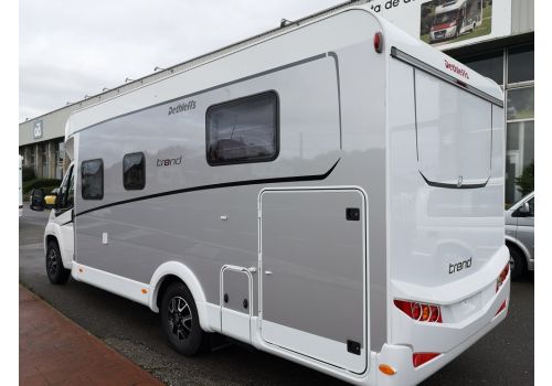 Autocaravana Perfilada DETHLEFFS T 7057 DBM modelo 2020 de Ocasión
