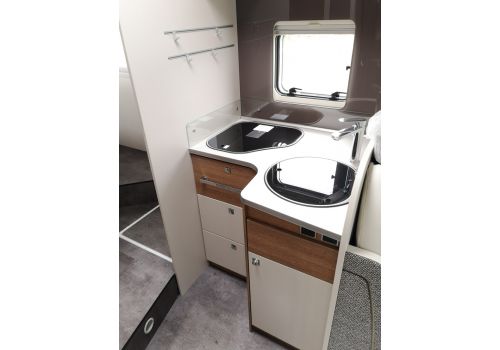 Autocaravana Perfilada DETHLEFFS T 7057 DBM modelo 2020 de Ocasión