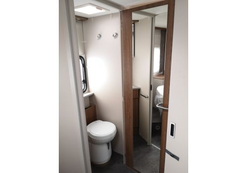Autocaravana Perfilada DETHLEFFS Trend T 7057 DBL modelo 2020 de Ocasión