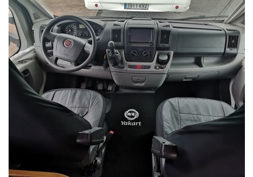 Autocaravana Capuchina RIMOR Trimarano 9 de Ocasión