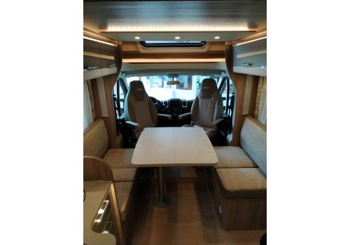 Autocaravana Perfilada LMC Element T 758 G de Ocasión