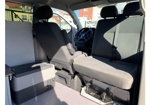 Furgoneta Cámper VOLKSWAGEN Caravelle T5 de Ocasión