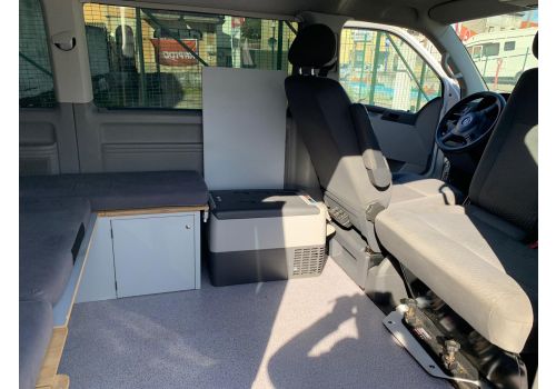 Furgoneta Cámper VOLKSWAGEN Caravelle T5 de Ocasión