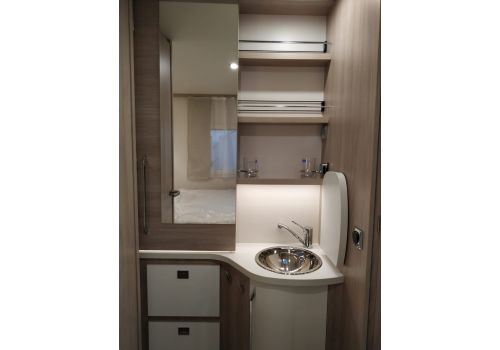 Autocaravana Perfilada RAPIDO 656 F modelo 2020 de Ocasión