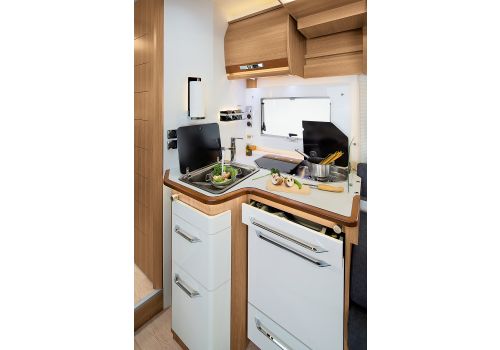 Autocaravana Perfilada RAPIDO 666F Modelo 2020 Nueva en Venta