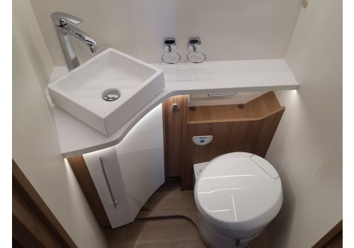 Autocaravana Integral RAPIDO Distinction i96 Modelo 2020 de Ocasión