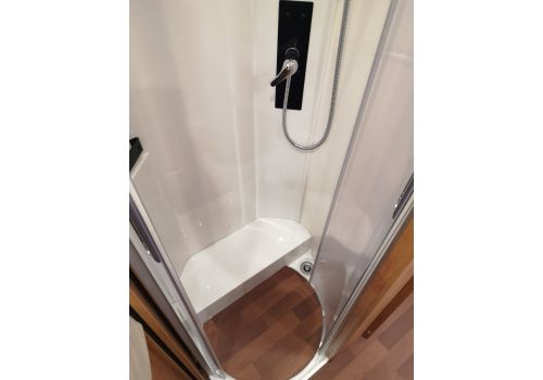 Autocaravana Integral CARTHAGO C-Line I 4.9 modelo 2020 de Ocasión