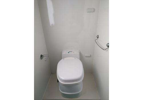 Autocaravana Capuchina RIMOR Katamarano AGF 77S3 de Ocasión