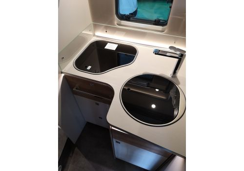 Autocaravana Integral DETHLEFFS I 7057 DBM Modelo 2020 de Ocasión