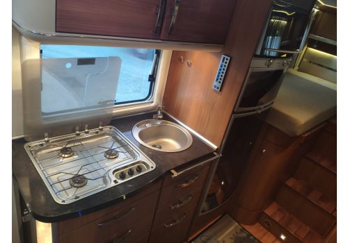Autocaravana Perfilada HYMER T 674 SL Star Edition de Ocasión