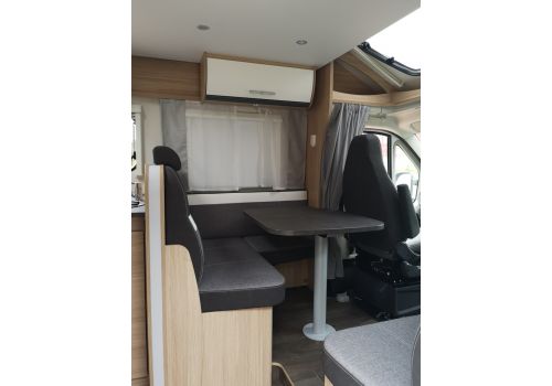 Autocaravana Perfilada SUNLIGHT T-69 L de Ocasión