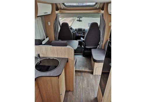 Autocaravana Perfilada SUNLIGHT T-69 L de Ocasión