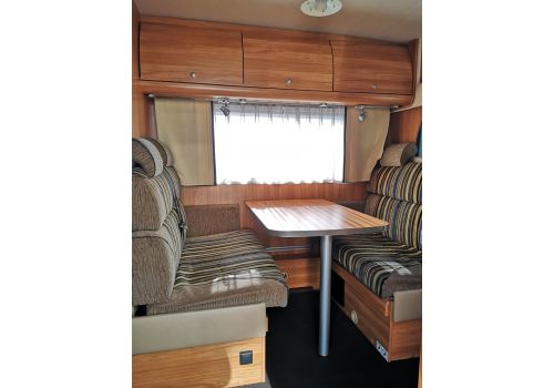 Autocaravana Perfilada BURSTNER T 645 de Ocasión