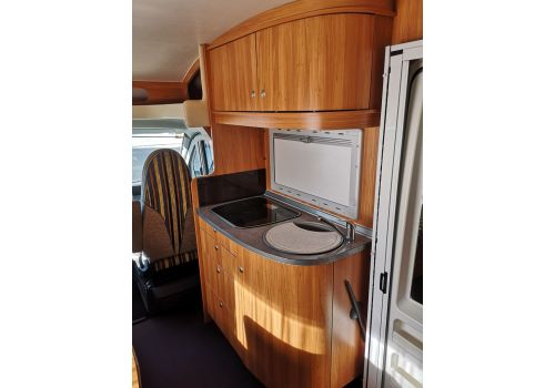 Autocaravana Perfilada BURSTNER T 645 de Ocasión