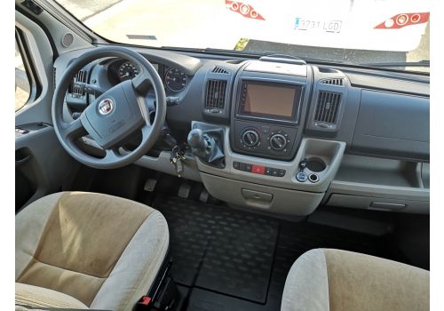 Autocaravana Perfilada BURSTNER Ixeo T664 de Ocasión