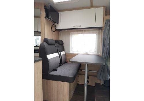 Autocaravana Perfilada SUNLIGHT V66 de Ocasión