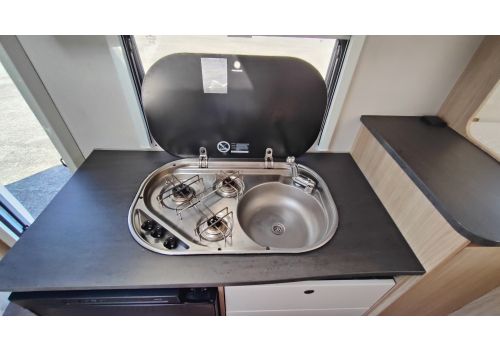 Autocaravana Perfilada SUNLIGHT V66 de Ocasión